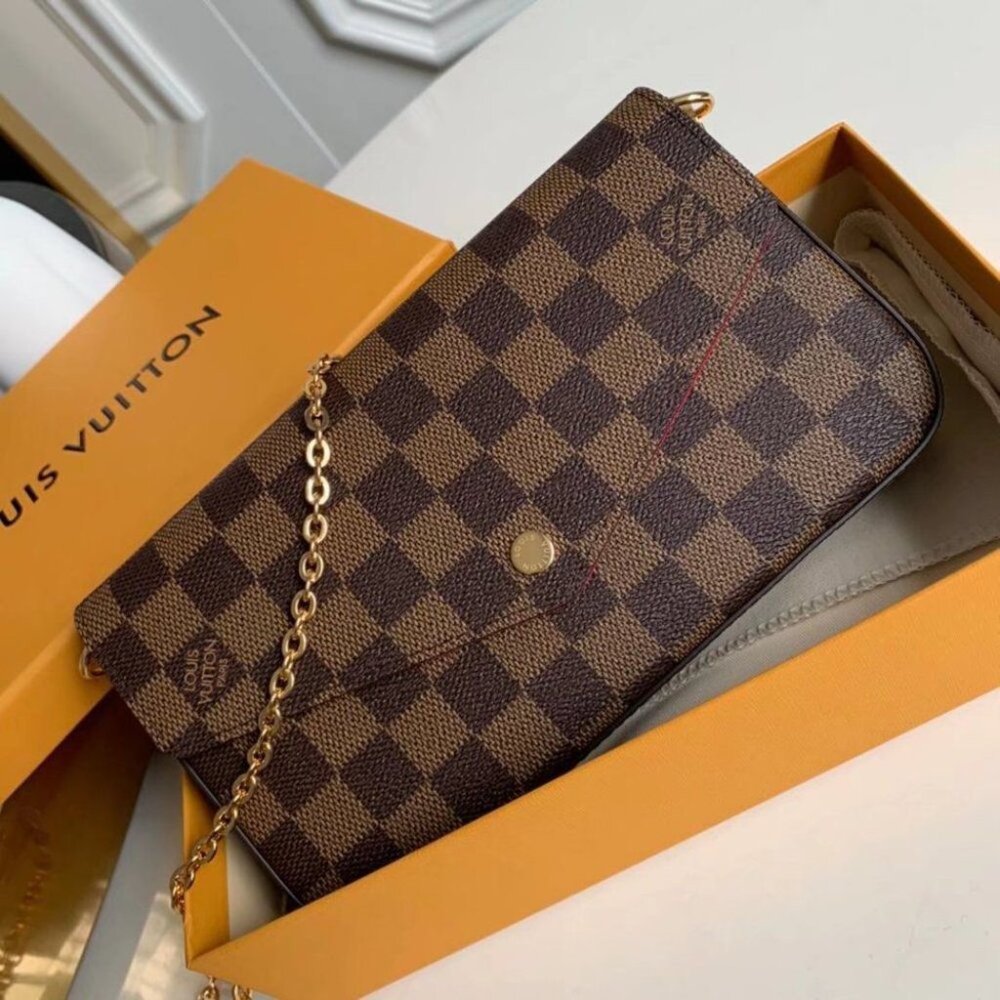 Louis Vuitton Women's Classic Tote Shoulder Bag - Picture 2 of 7